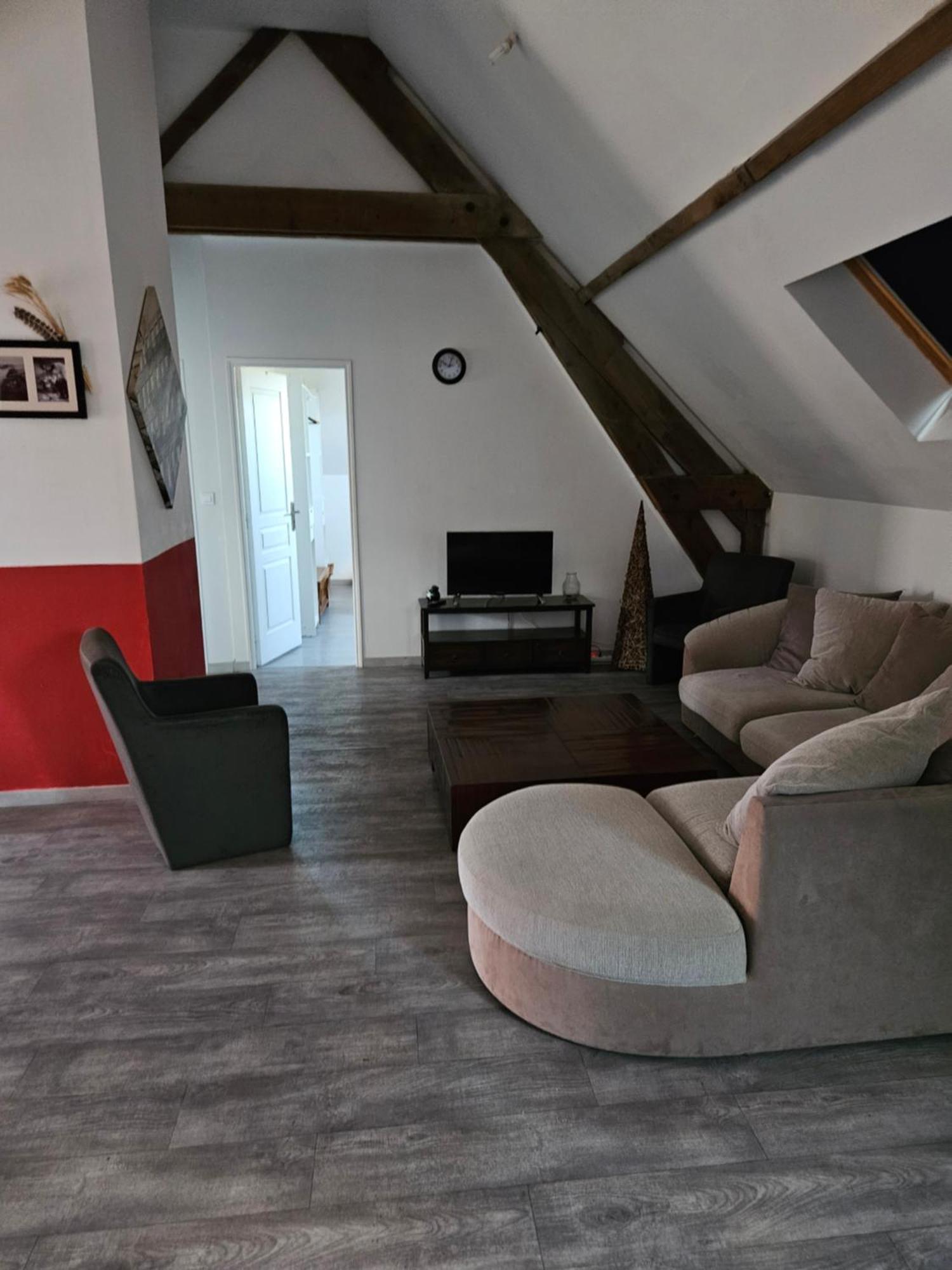 Gite Esprit Loft Fromelles Bagian luar foto